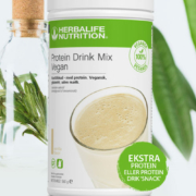 Protein Drink Mix med en ultra-cremet drik med vaniljesmag